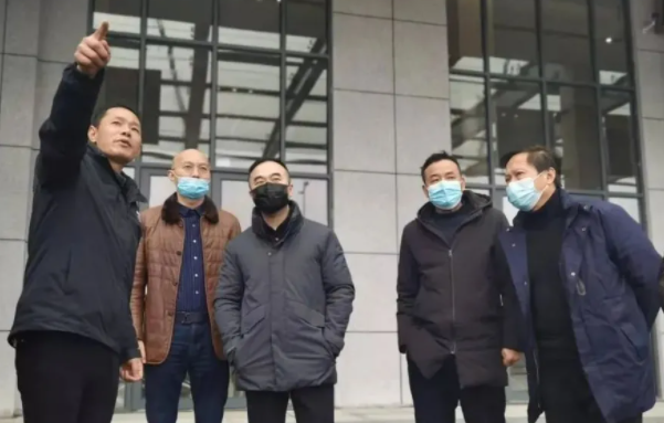 劉磊一行蒞臨上饒汽運、婺源公交督導(dǎo)春運安全生產(chǎn)工作