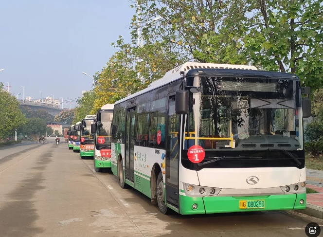 九江長(zhǎng)運(yùn):圓滿完成九江市第十四屆運(yùn)動(dòng)會(huì)運(yùn)輸任務(wù)